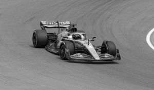 F1: Kimi Antonelli a triumfat în trei curse consecutive după ce a pornit din pole position